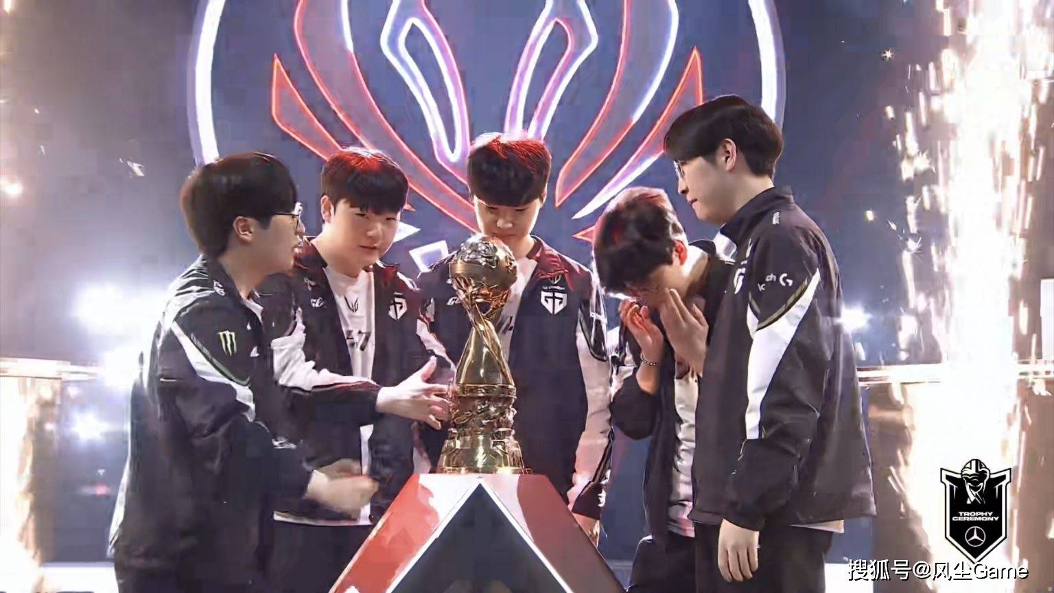 LOL历史最強(qiáng)战隊(duì)诞生(shēng)！23连胜拿下MSI冠军，Faker被對(duì)位FMVP