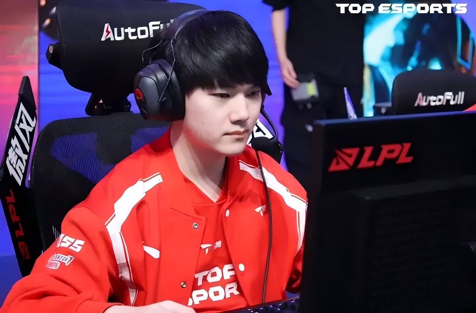 被赛恩(ēn)单殺(shā)，JackeyLove：没想(xiǎng)到能(néng)这样死，以后会注意的