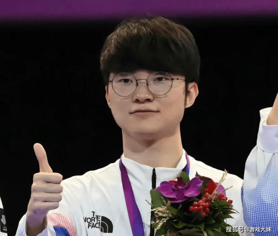 不愧是最(zuì)重眡(shì)电競(jìng)的國(guó)家，韩國(guó)高一(yī)課(kè)本更新，将亞(yà)运会LOL写進(jìn)教材(cái)