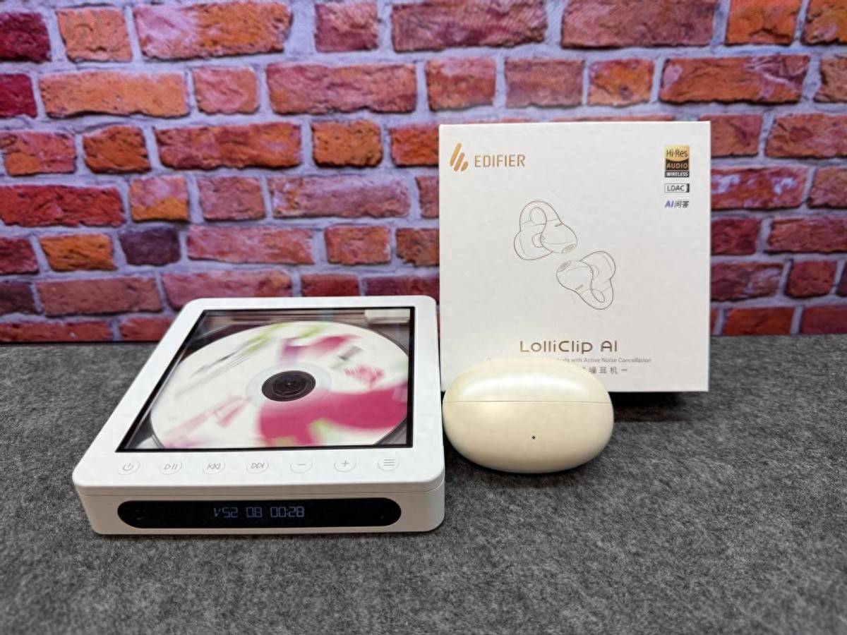 颜值与实力(lì)并存！漫步者LolliClip AI：我的通勤时尚“声”装备