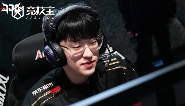 LOL-中韩转会期风云不断:韩援动向落定